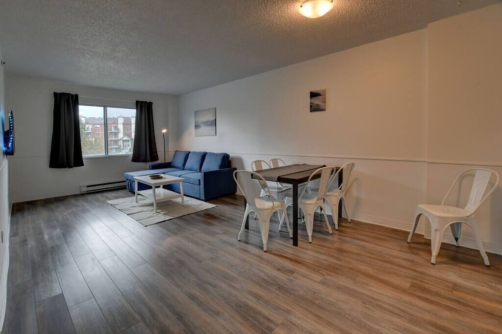 Photo of Livingroom in Laval