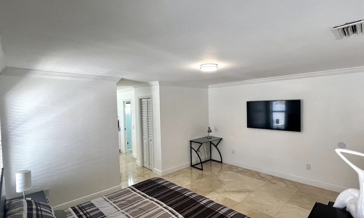 Photo of Bedroom in Tamiami