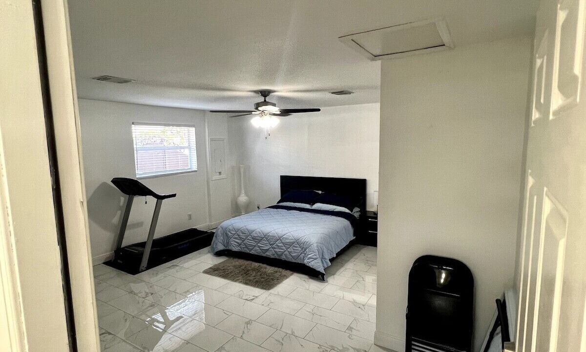 Photo of Bedroom in Tamiami
