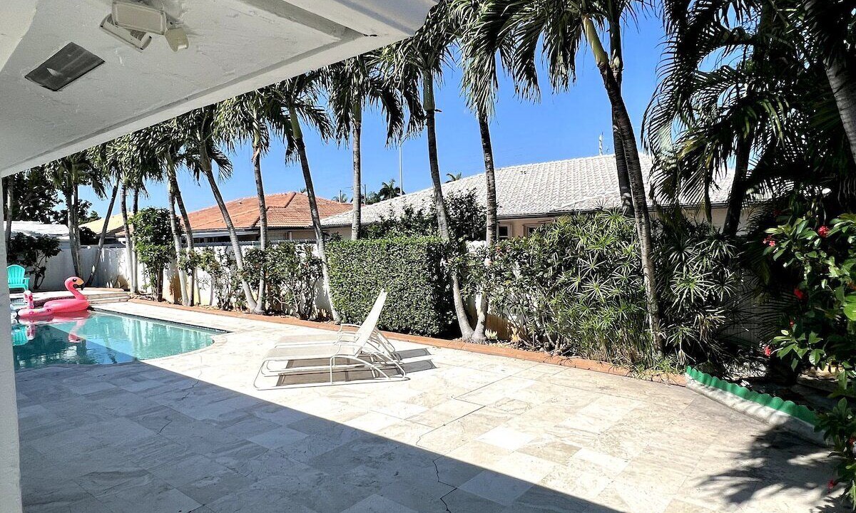 Photo of Outdoor in Tamiami