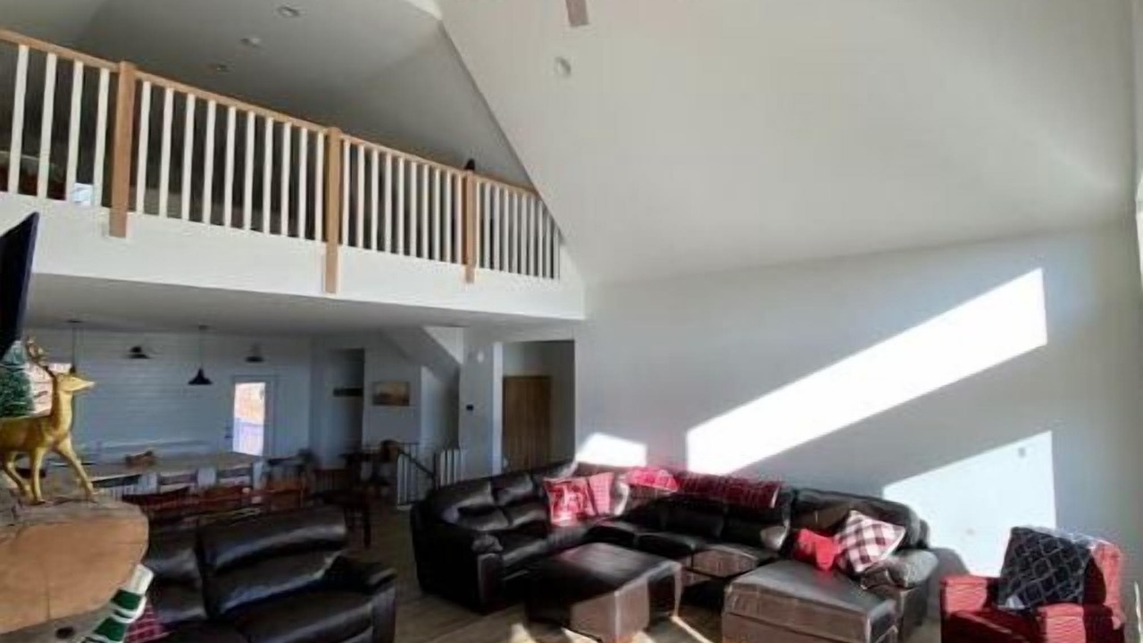 Photo of Livingroom in Broadway