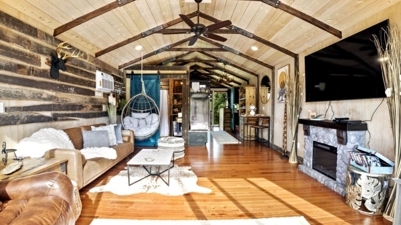 Photo of Livingroom in French Village
