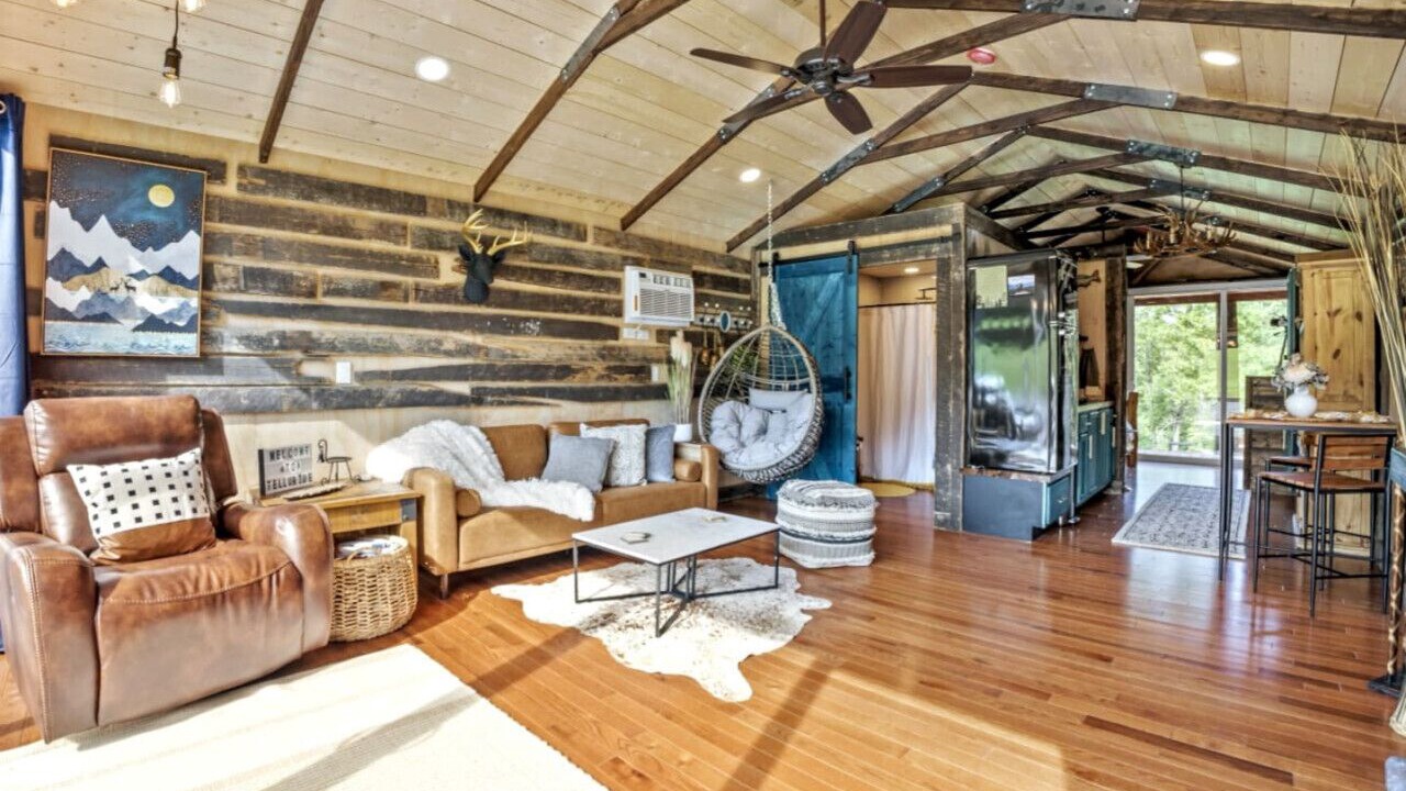 Photo of Livingroom in French Village