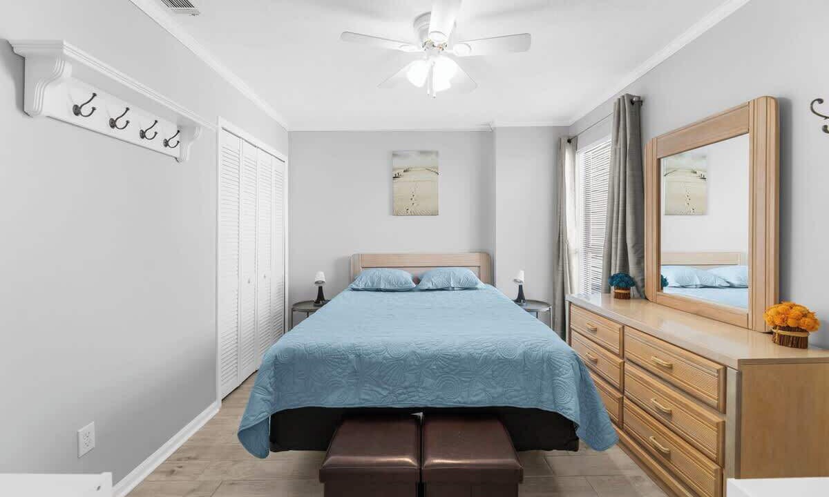 Photo of Bedroom in Windy Hill