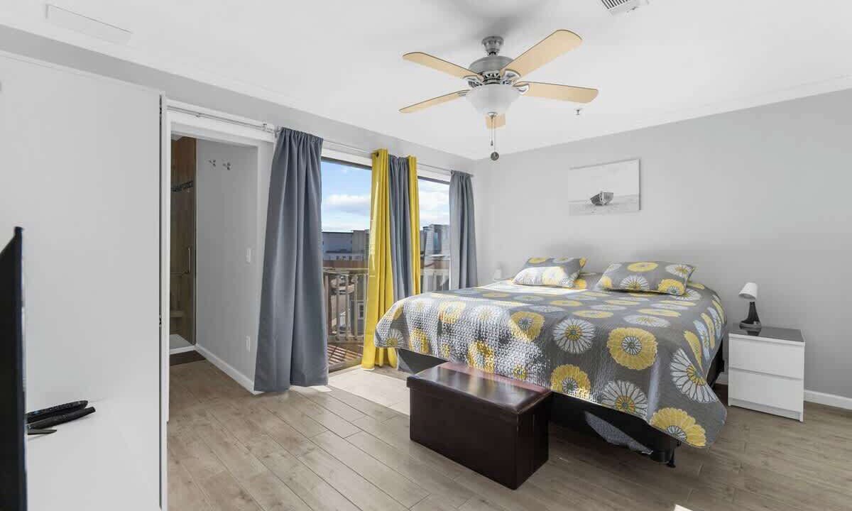 Photo of Bedroom in Windy Hill