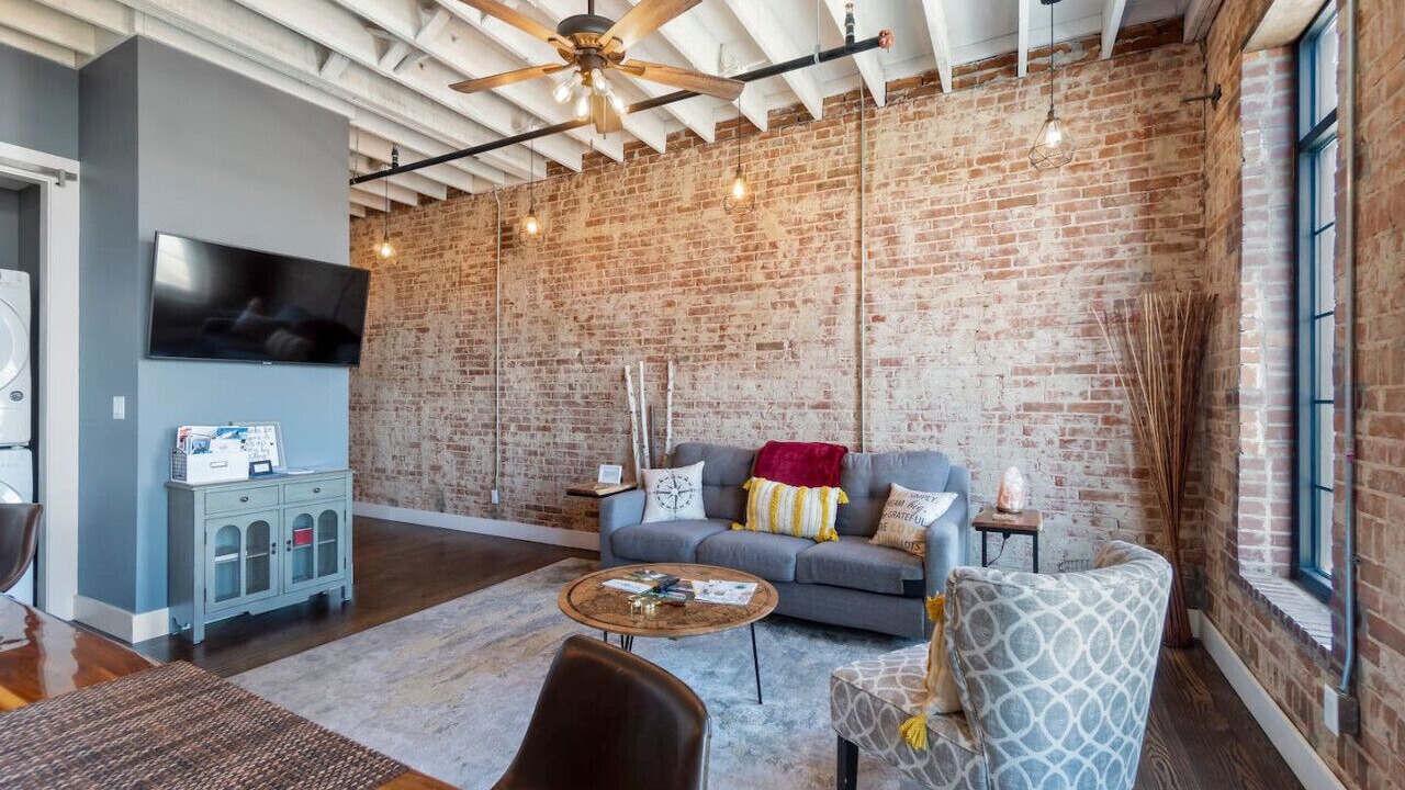 Photo of Livingroom in Perryville