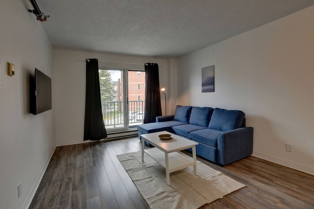 Photo of Livingroom in Laval