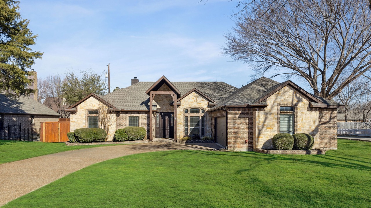 Photo of Outdoor in Flower Mound