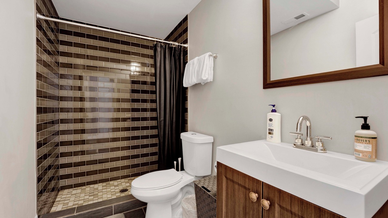 Photo of Bathroom in Grand Boulevard