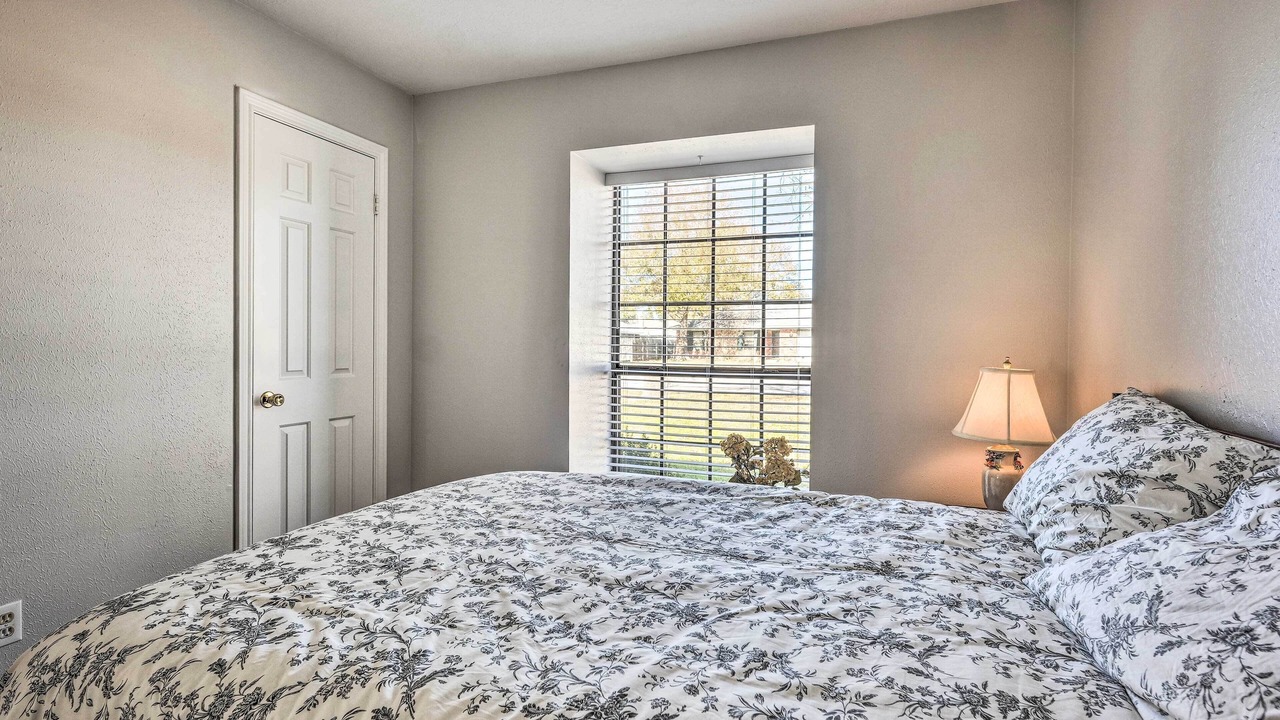Photo of Bedroom in Wheeler Ridge
