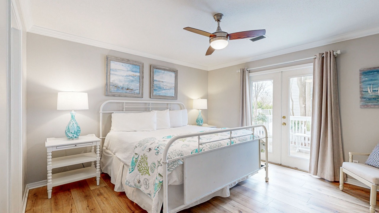 Photo of Bedroom in Clipper Cove