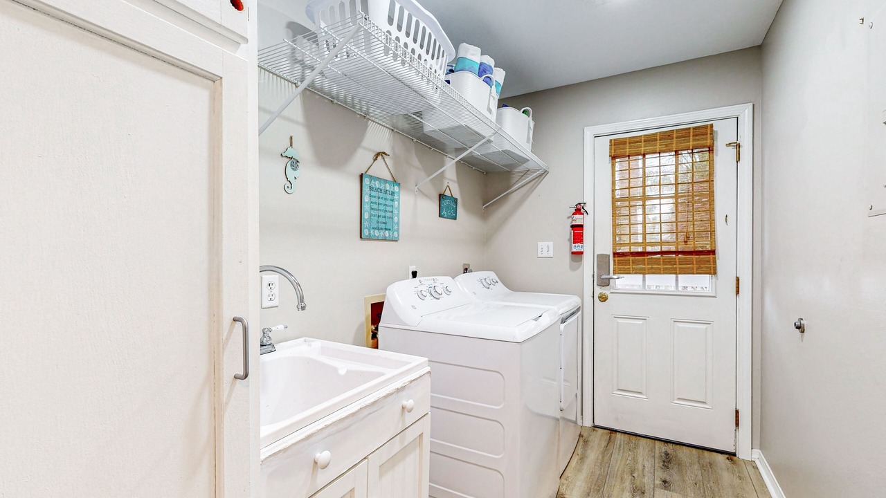 Photo of Bathroom in Clipper Cove