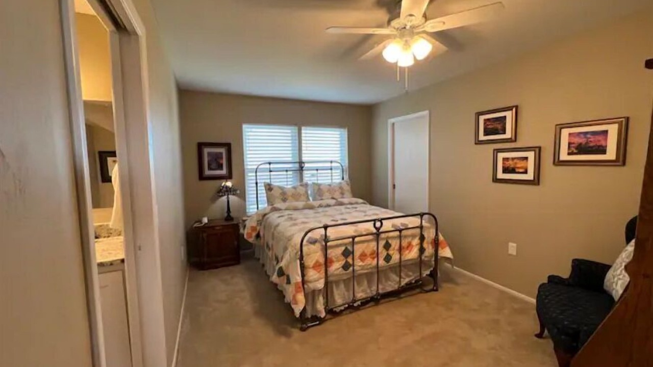 Photo of Bedroom in Goodnight