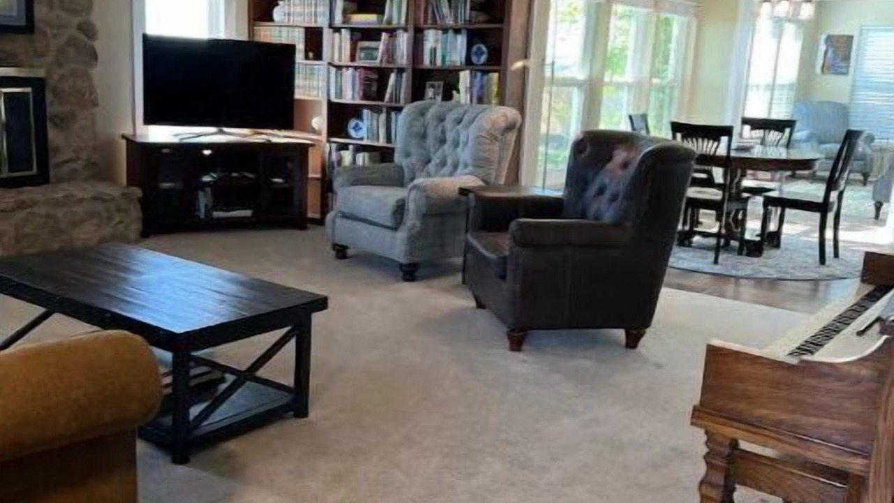 Photo of Livingroom in Goodnight