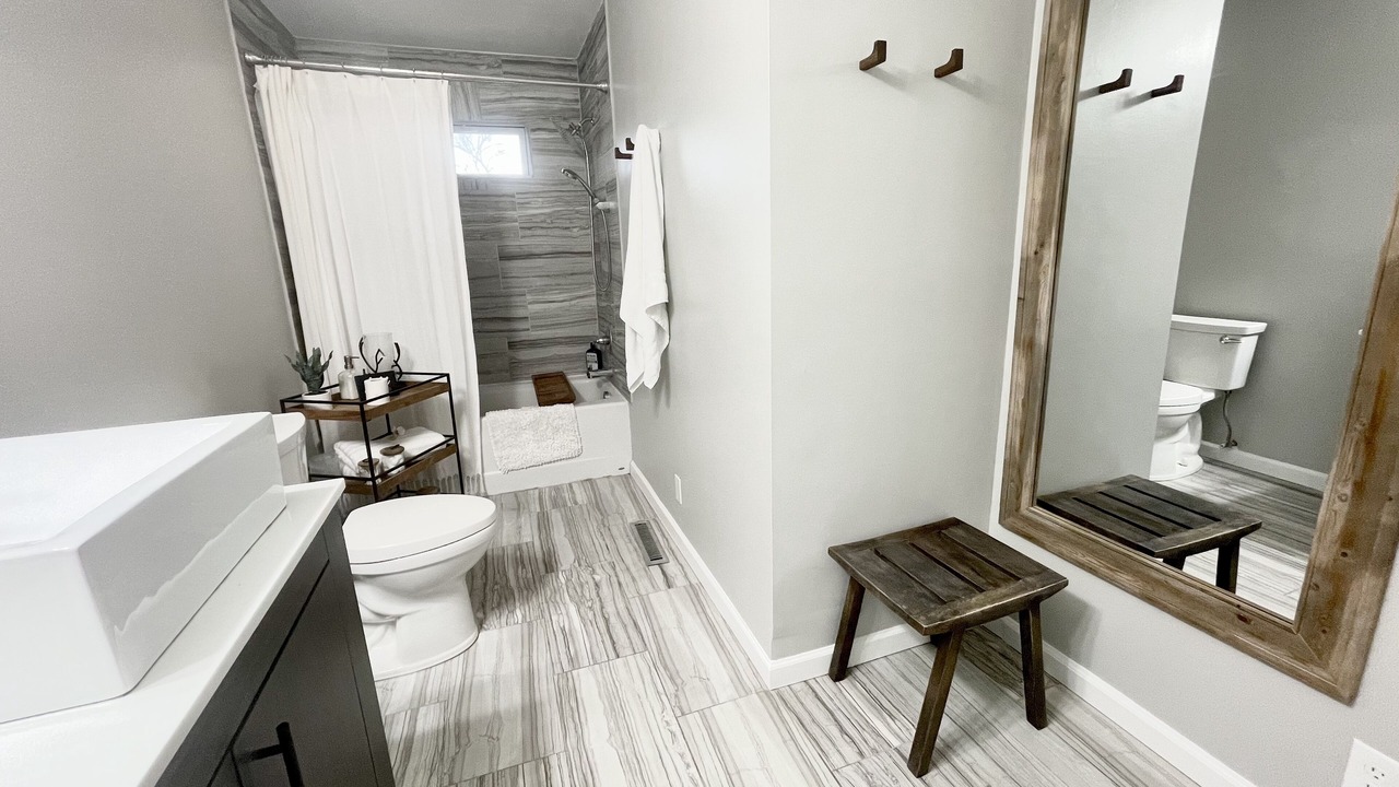 Photo of Bathroom in Lawrence