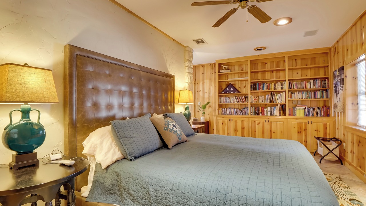 Photo of Bedroom in Georgetown