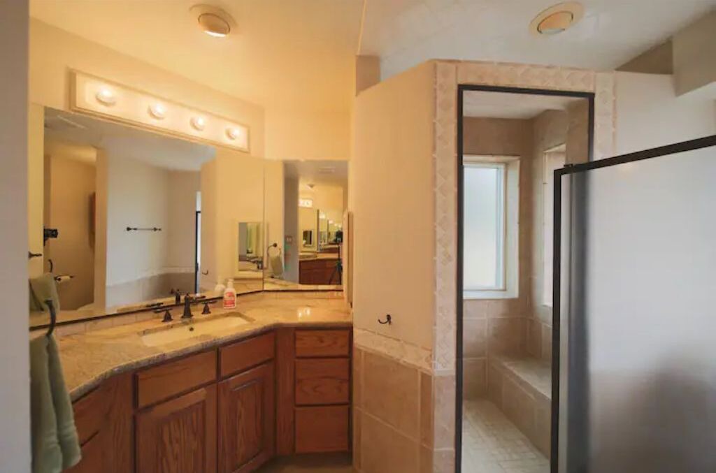 Photo of Bathroom in Alto