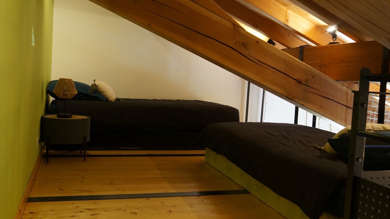 Photo of Others in Thones