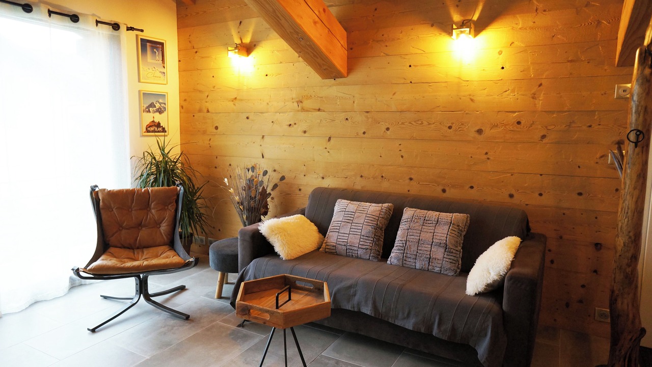 Photo of Livingroom in Thones