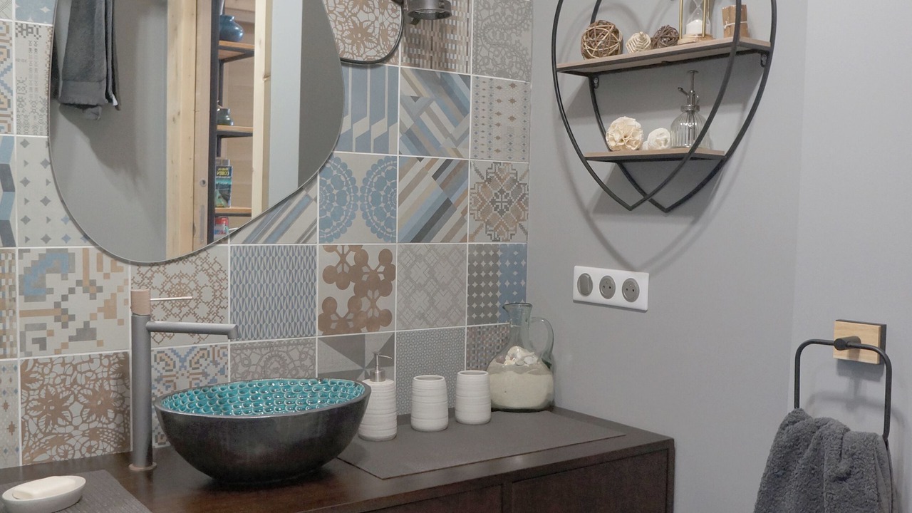 Photo of Bathroom in Thones