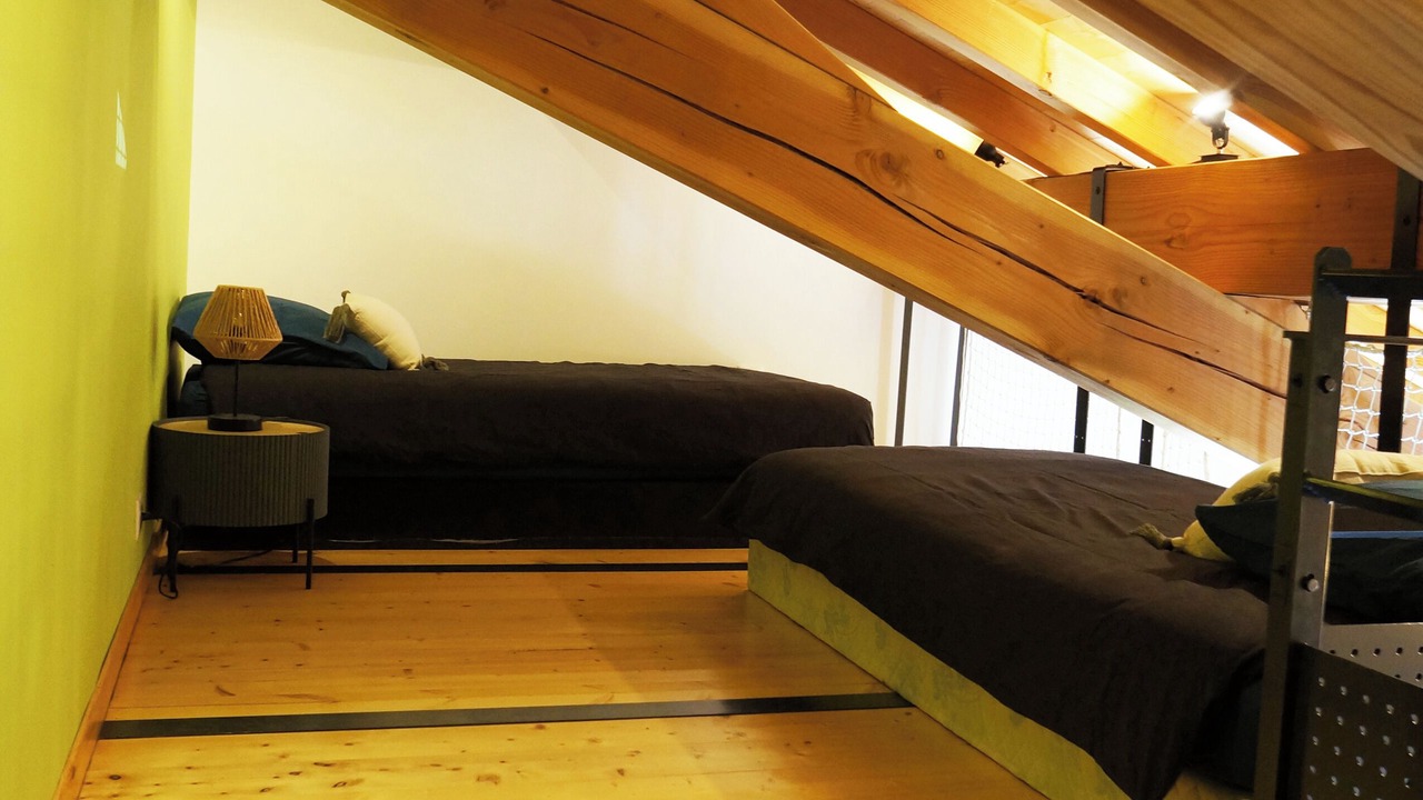 Photo of Others in Thones