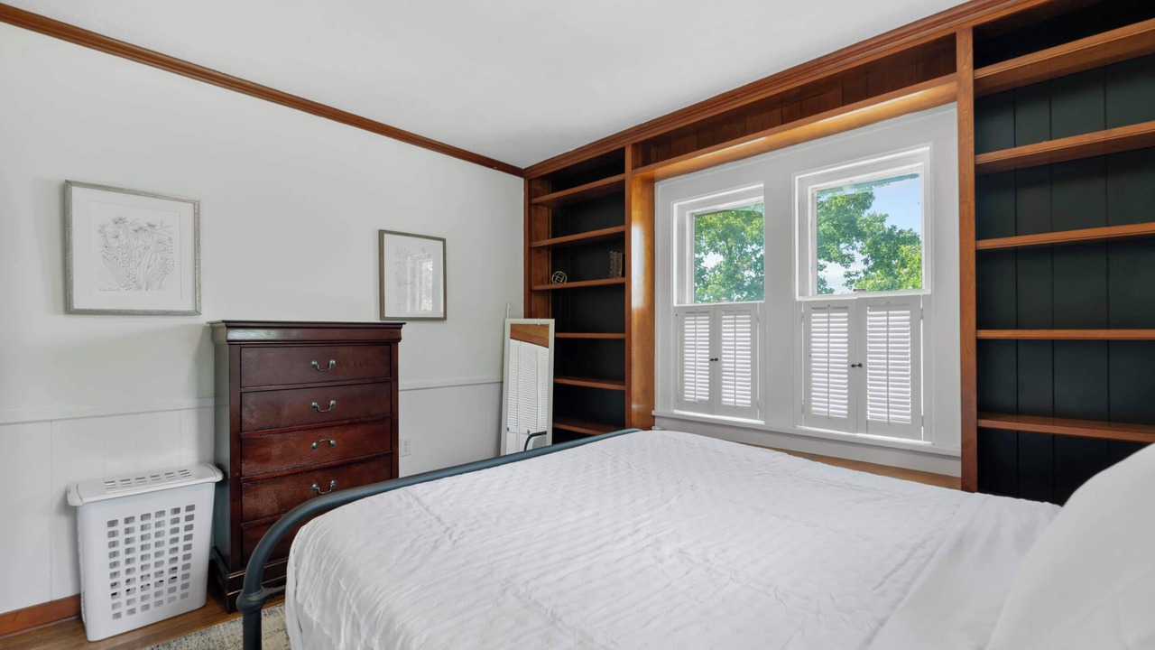 Photo of Bedroom in College Hill