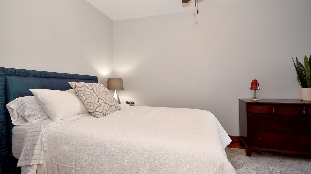 Photo of Bedroom in Oak Park