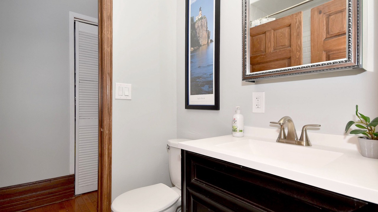 Photo of Bathroom in Oak Park