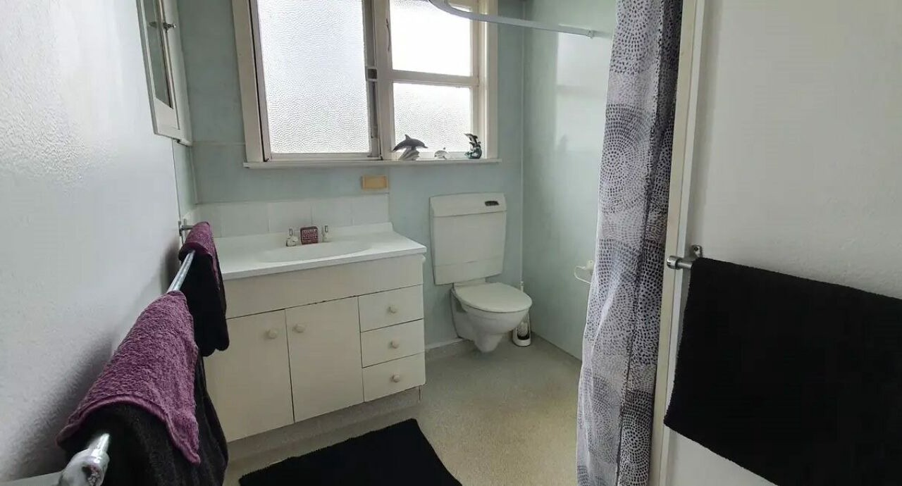 Photo of Bathroom in Waitarere Beach