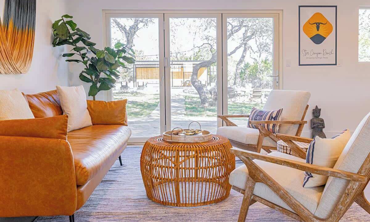 Photo of Livingroom in Dripping Springs