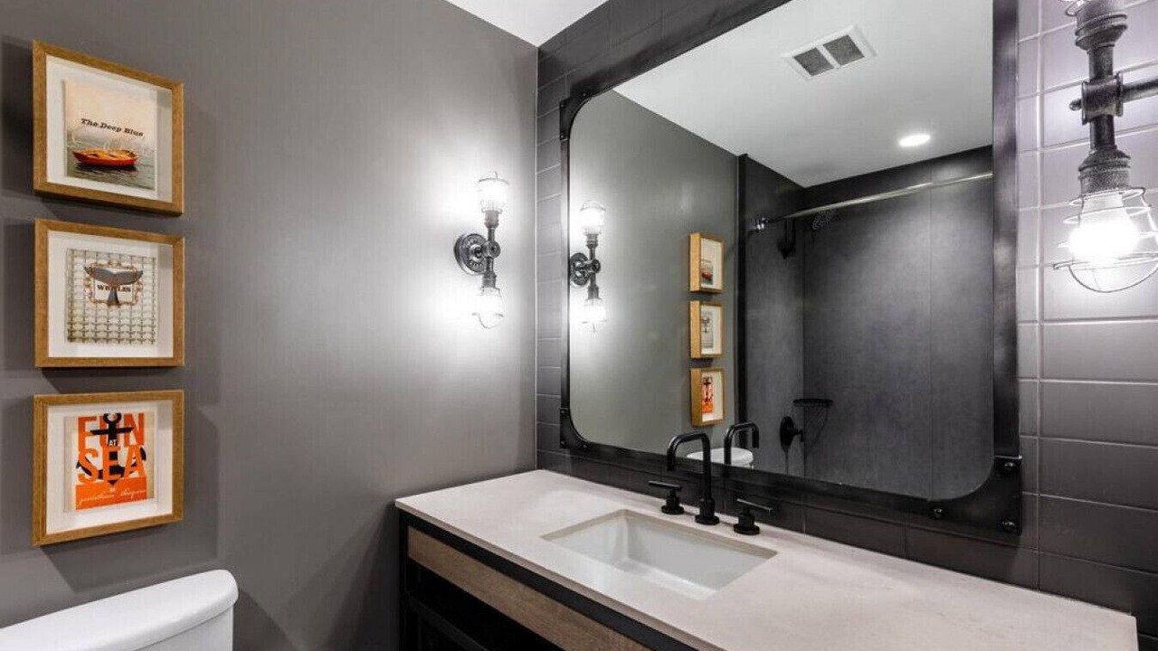 Photo of Bathroom in Fisherman's Wharf