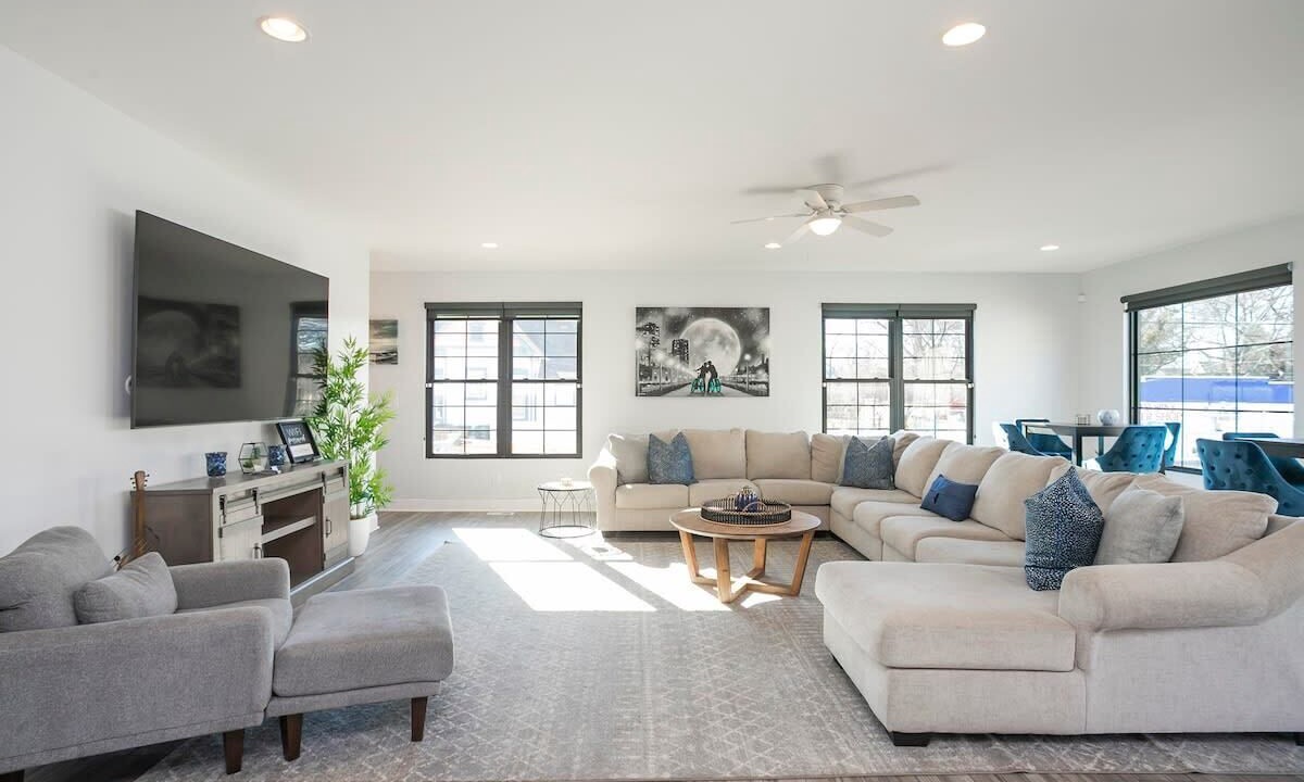 Photo of Bedroom in Cleveland Park