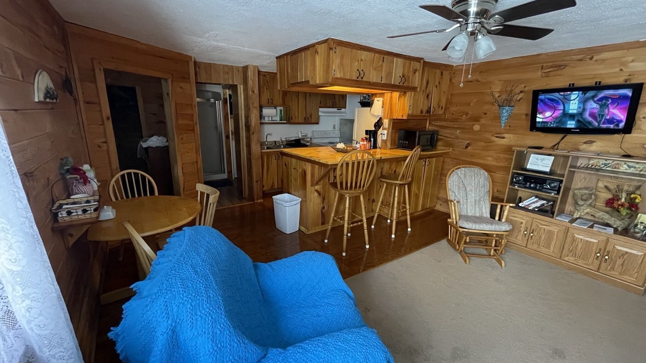 Photo of Livingroom in Limestone