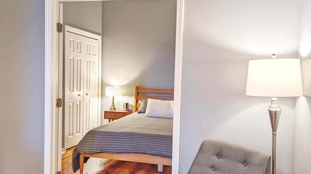 Photo of Bedroom in Bay City