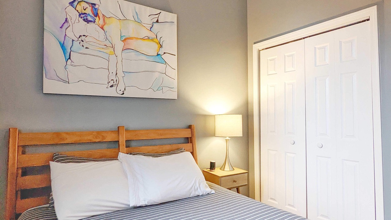 Photo of Bedroom in Bay City
