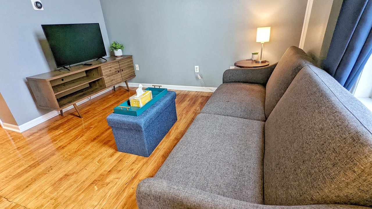 Photo of Livingroom in Bay City