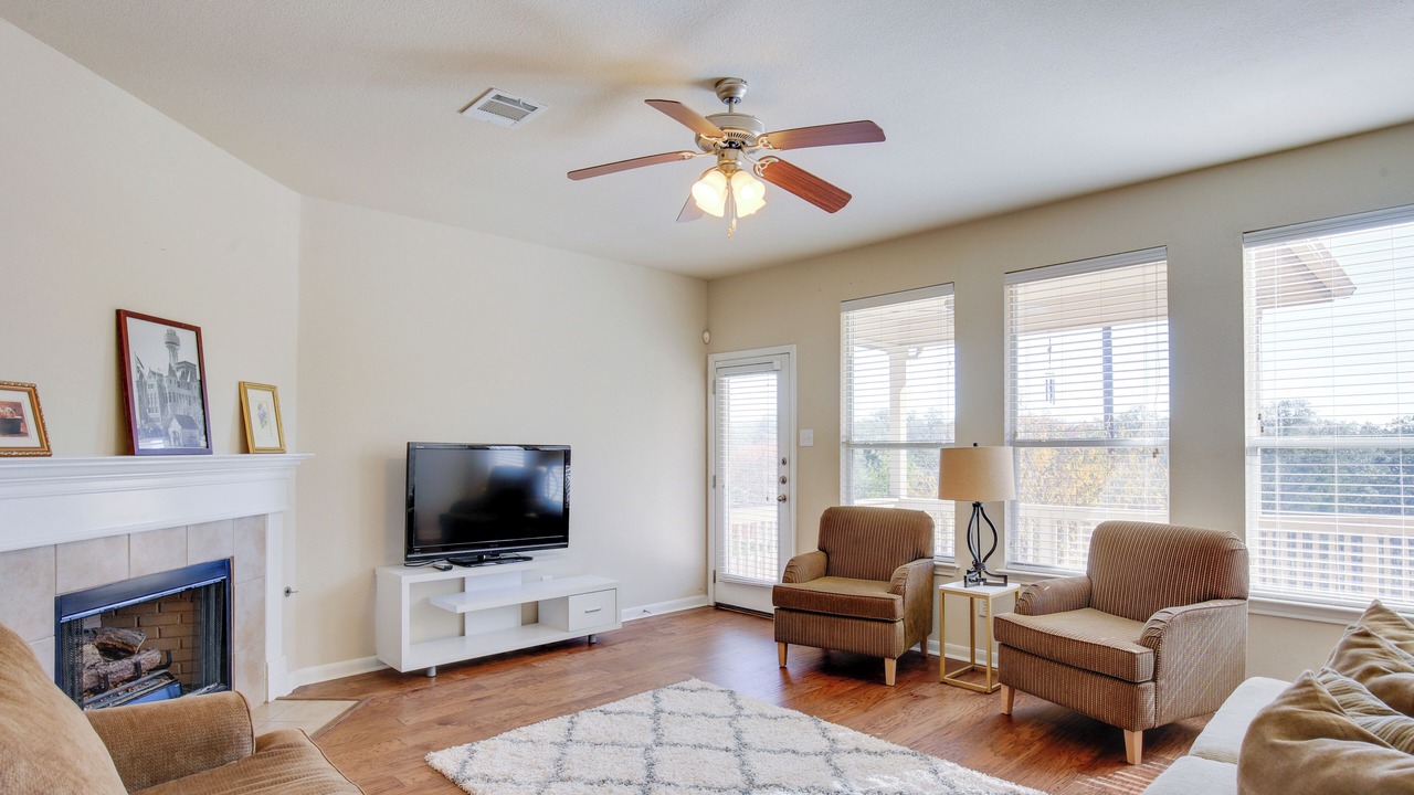 Photo of Livingroom in Wetmore