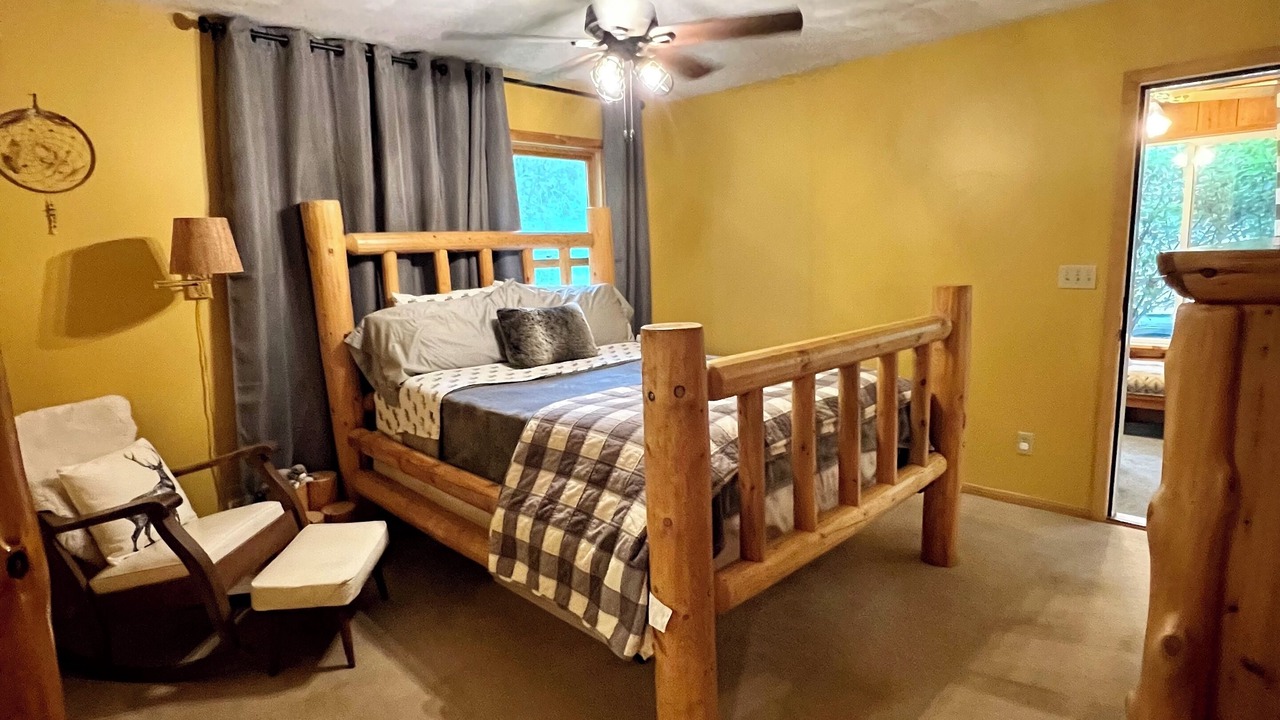 Photo of Bedroom in Northome