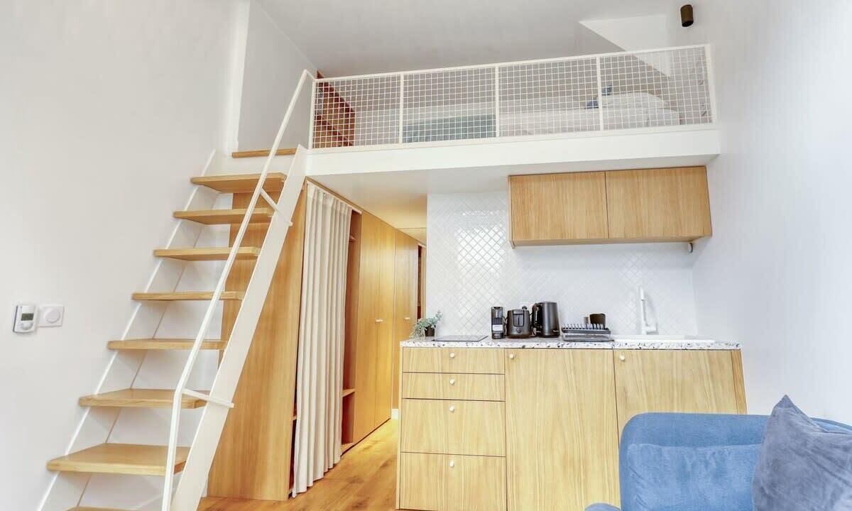 Photo of Livingroom in Quartier des Grandes-Carrieres