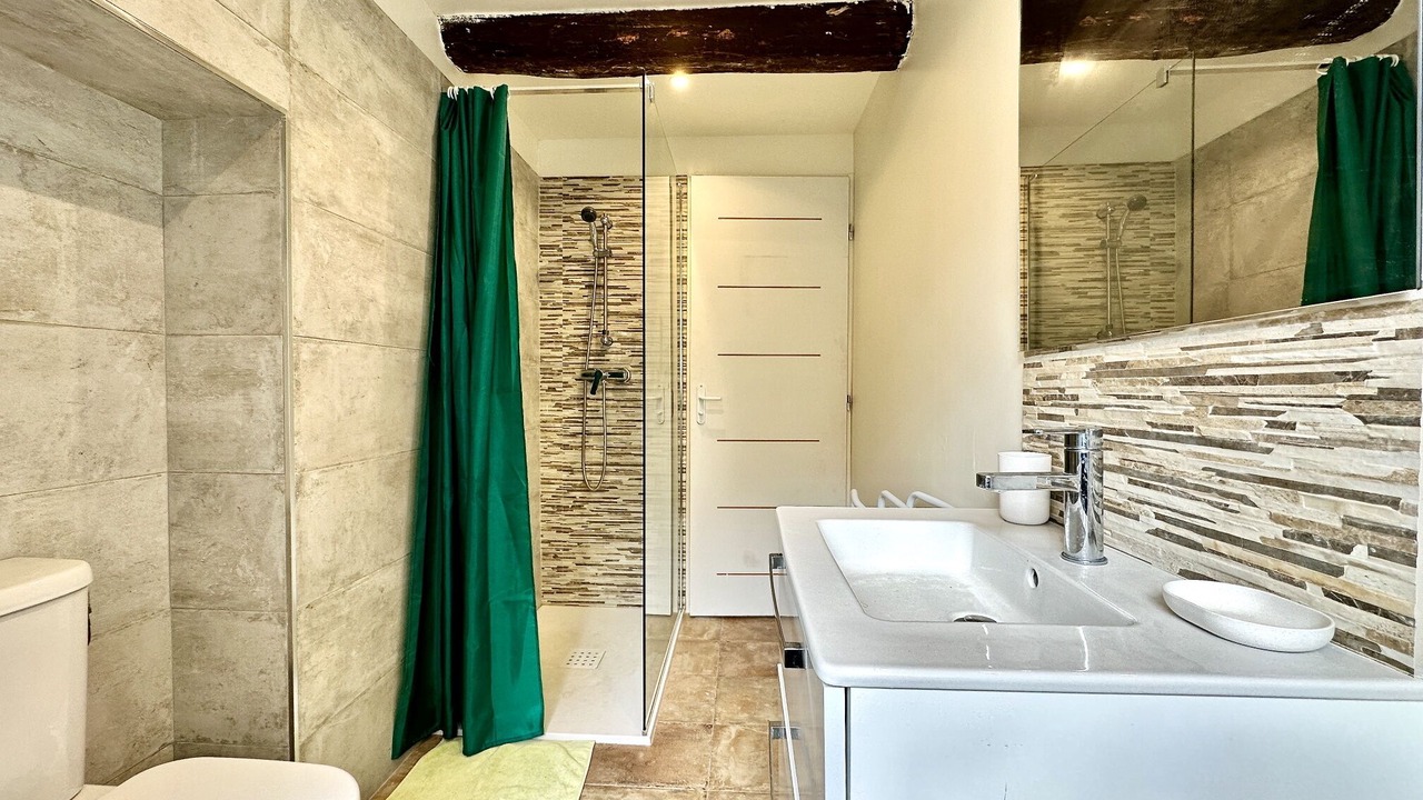 Photo of Bathroom in Sari-d'Orcino