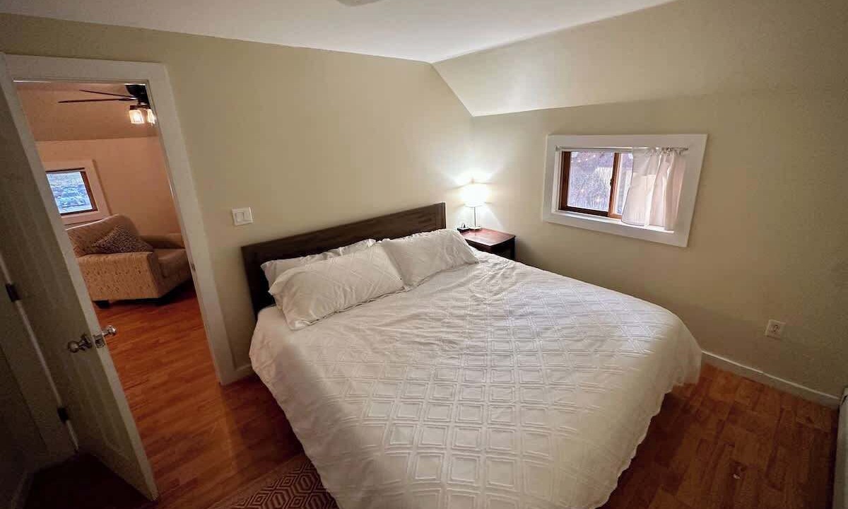 Photo of Bedroom in Proctorsville