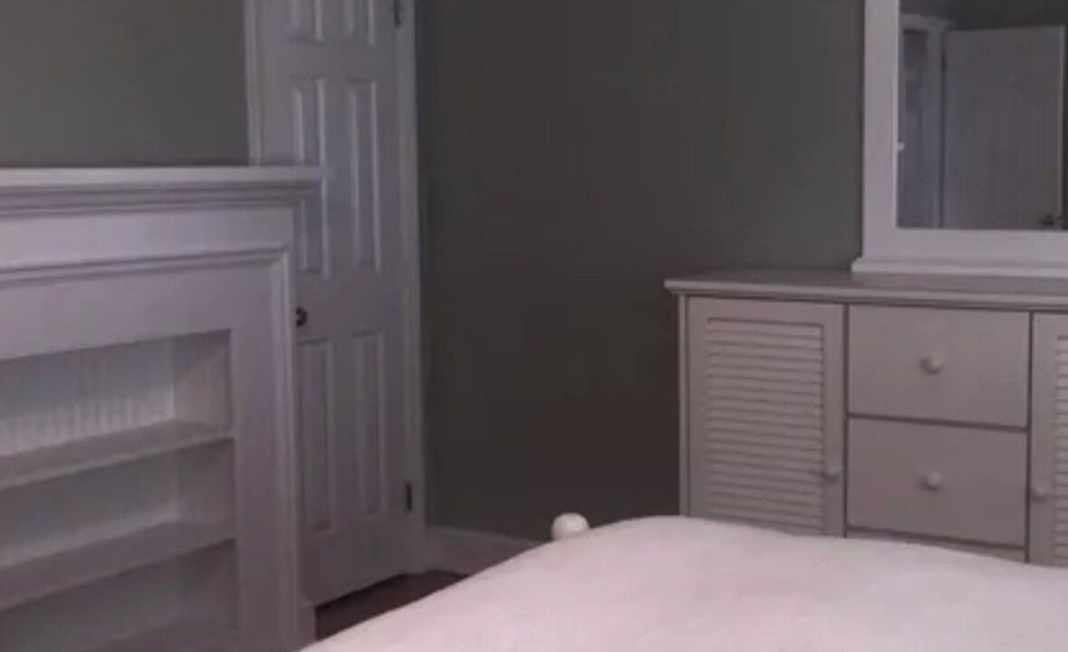 Photo of Bedroom in Wall