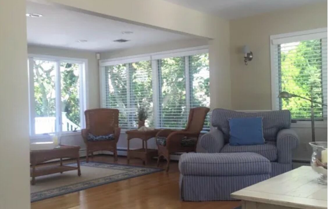 Photo of Others in Wall