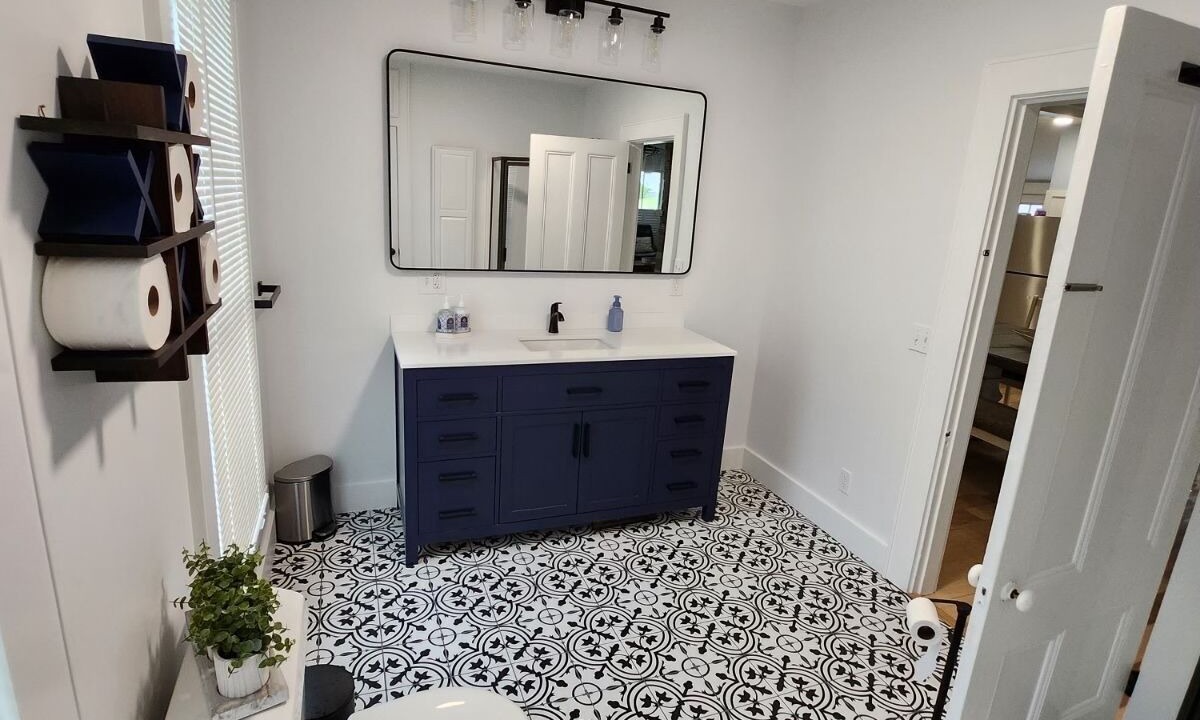 Photo of Bathroom in Naples