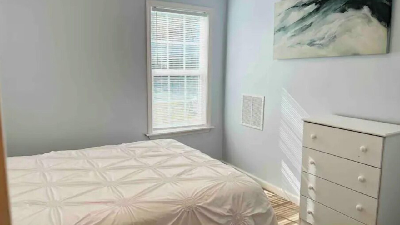 Photo of Bedroom in Moss