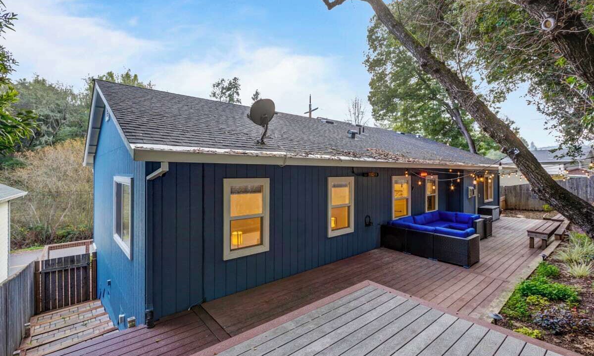 Photo of Patio Balcony in Forestville