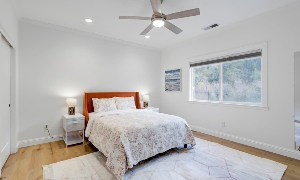 Photo of Bedroom in Forestville