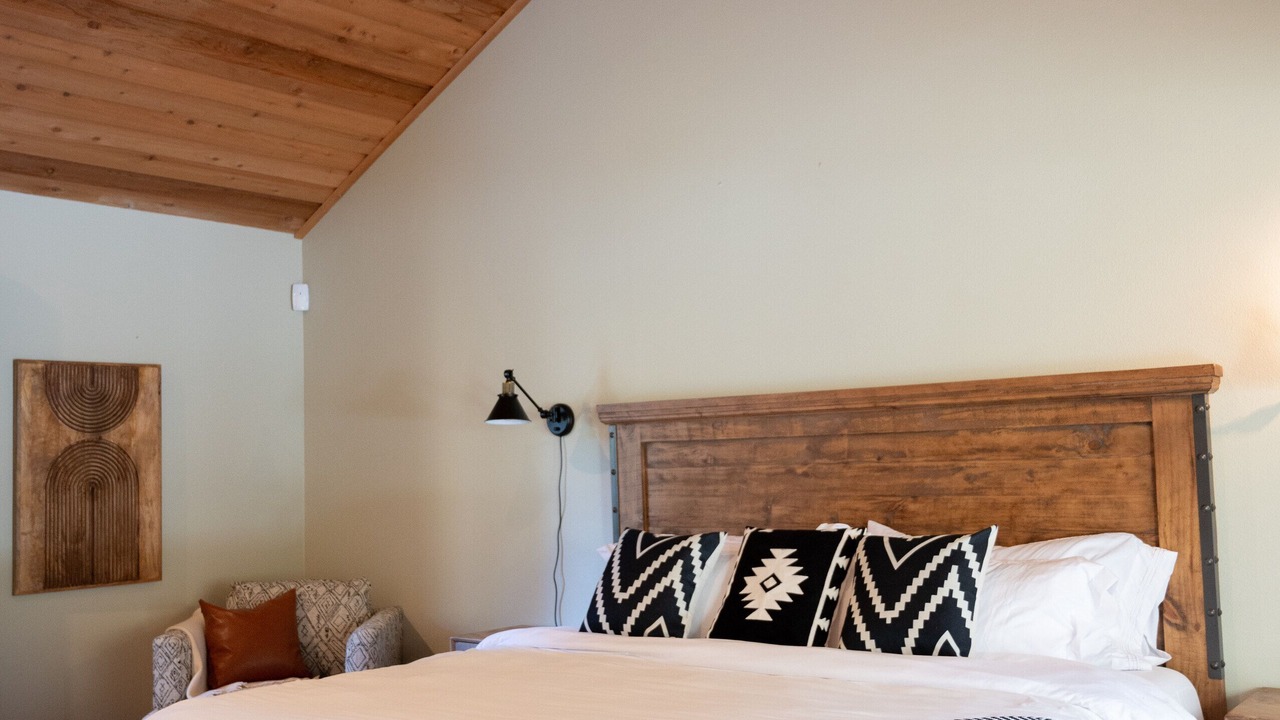 Photo of Bedroom in Welches