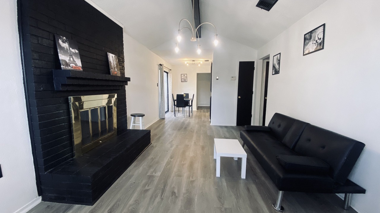 Photo of Livingroom in Fort Worth