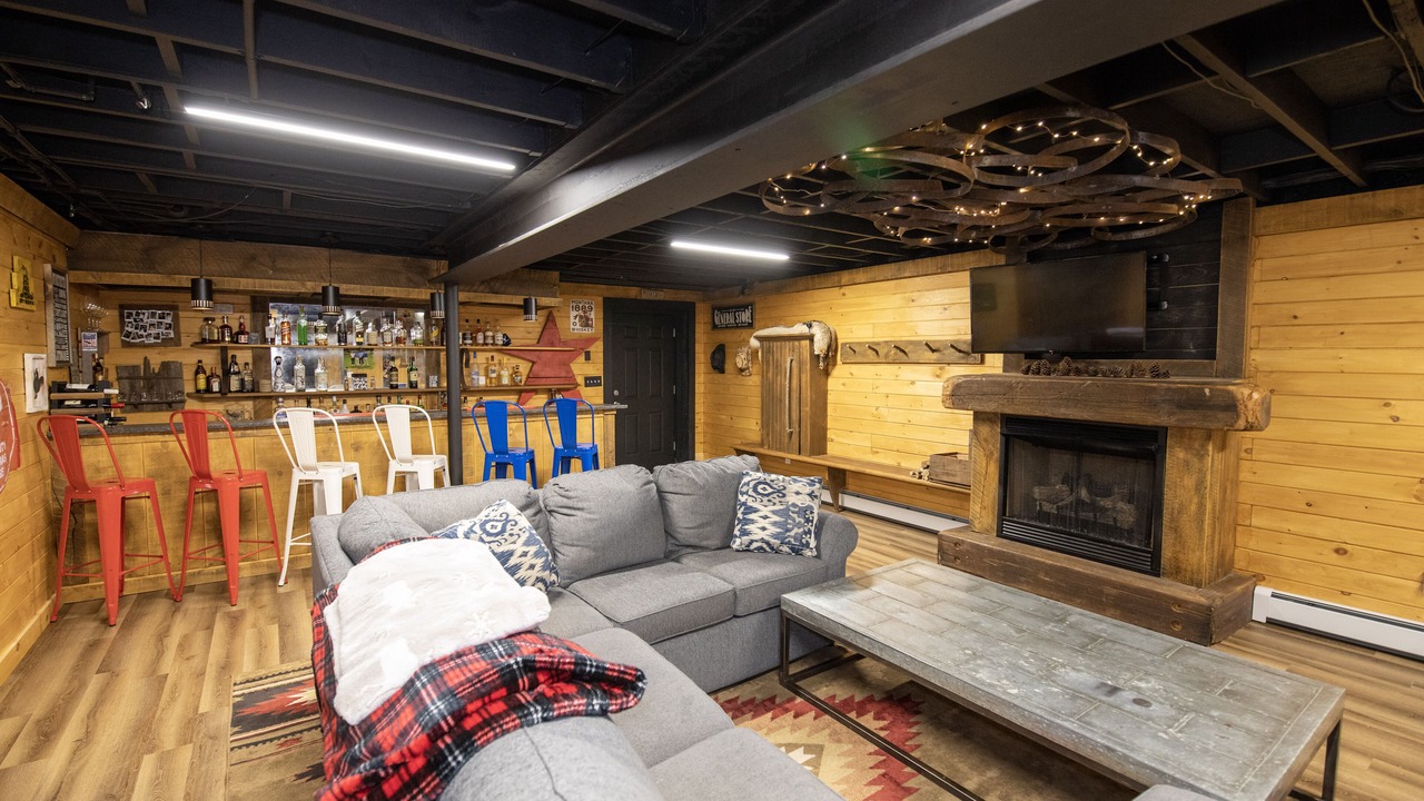 Photo of Others in Mayfield